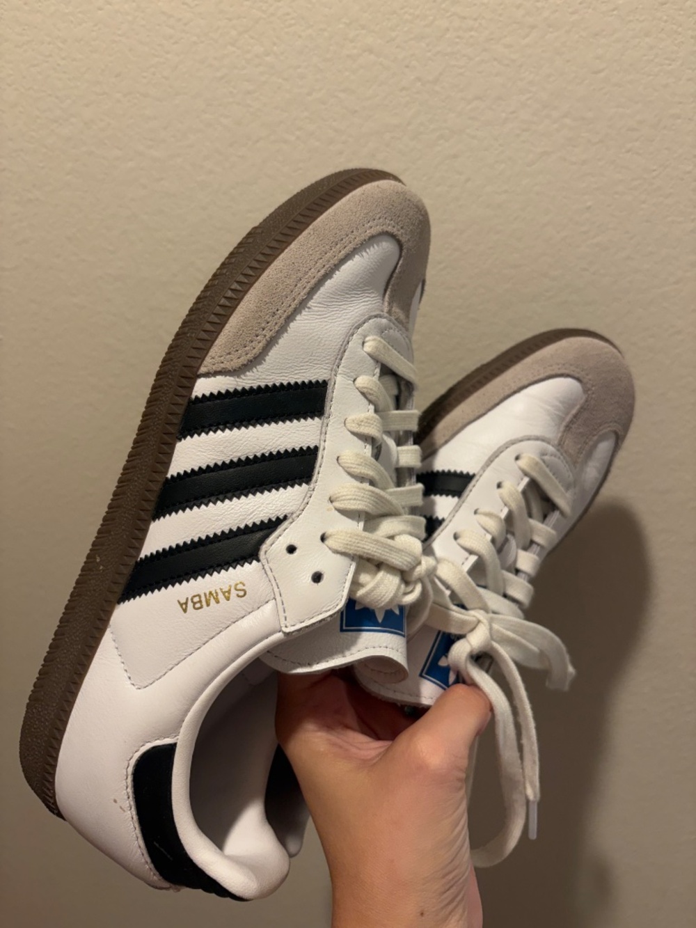 Women sambas - Picture 2 of 5